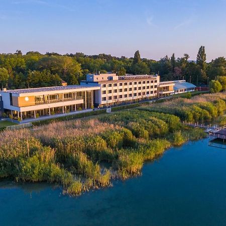 Hotel Otp Balatonszárszó Εξωτερικό φωτογραφία
