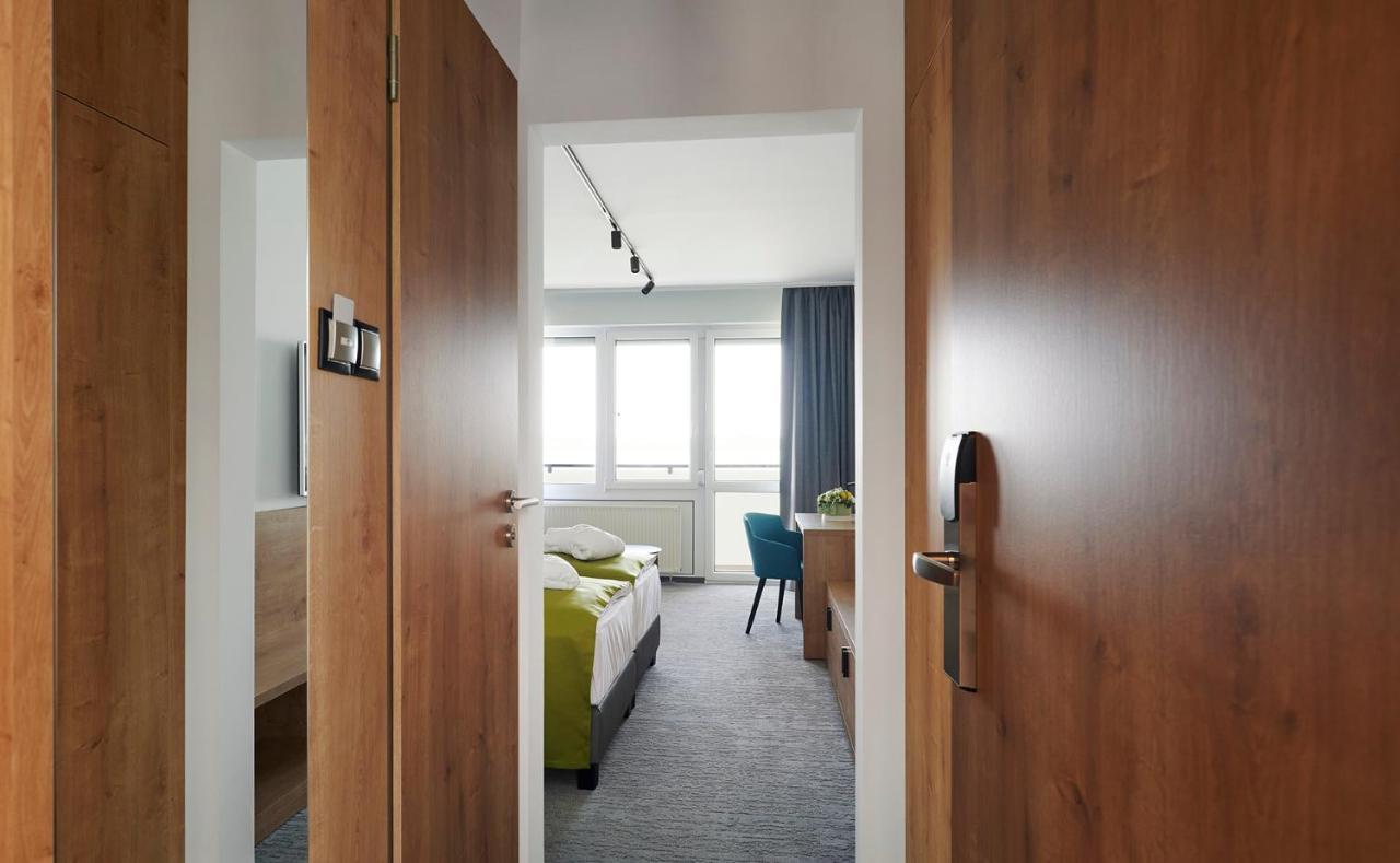 Hotel Otp Balatonszárszó Εξωτερικό φωτογραφία